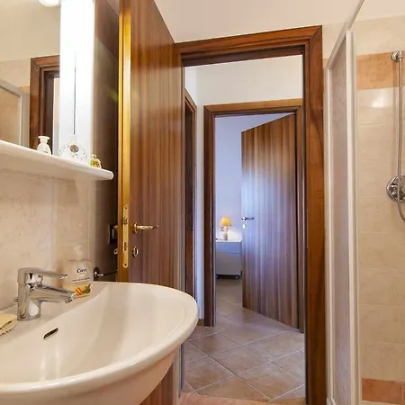 Apartment Dimora Miralago - Vista Panoramica Sul Lago, Wifi *